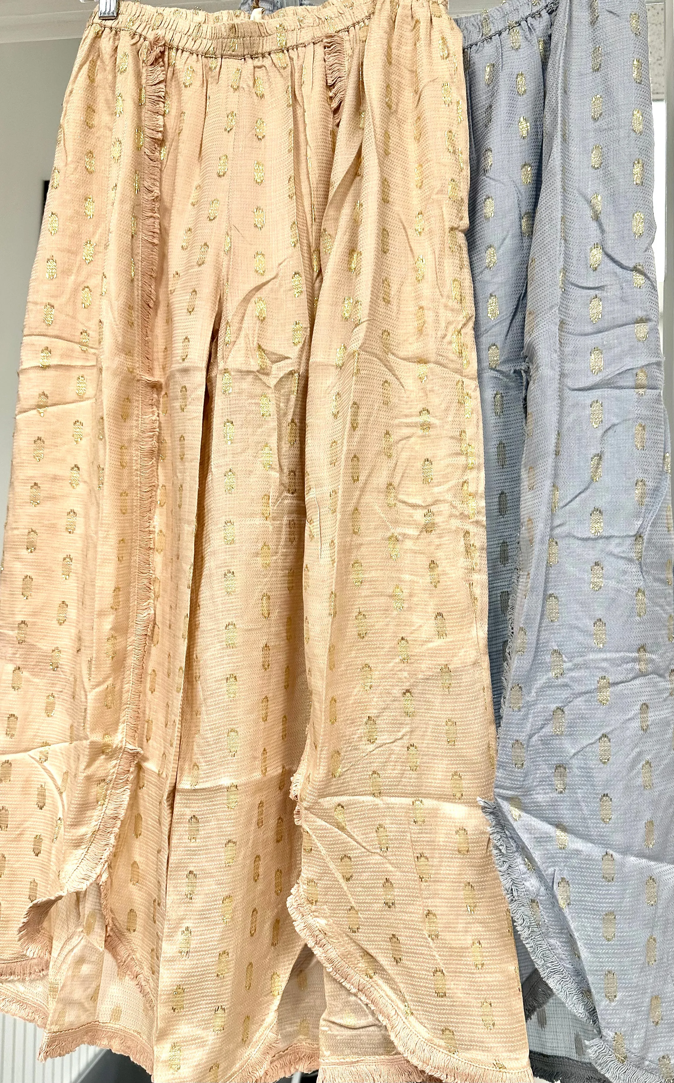 Gold Clipped Lurex Pant